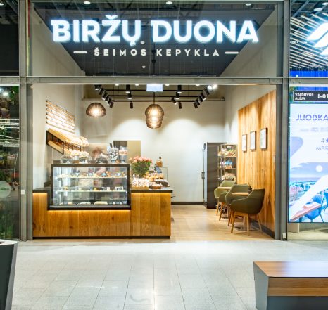 Kas čia taip kvepia? Naujutėlė „Biržų duonos“ krautuvė sostinės „Akropolyje“!