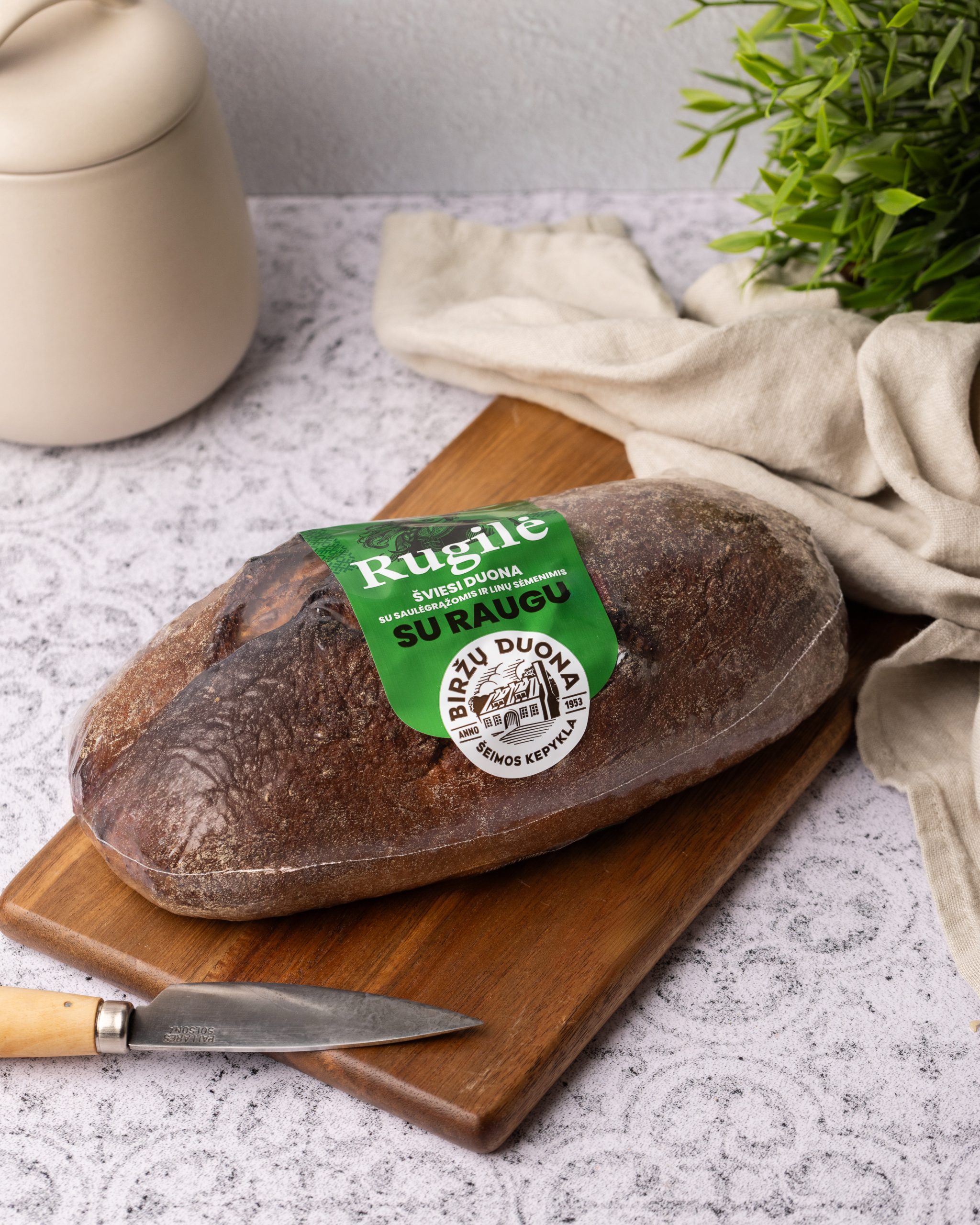 Šviesi duona „Rugilė“ su saulėgrąžomis ir linų sėmenimis