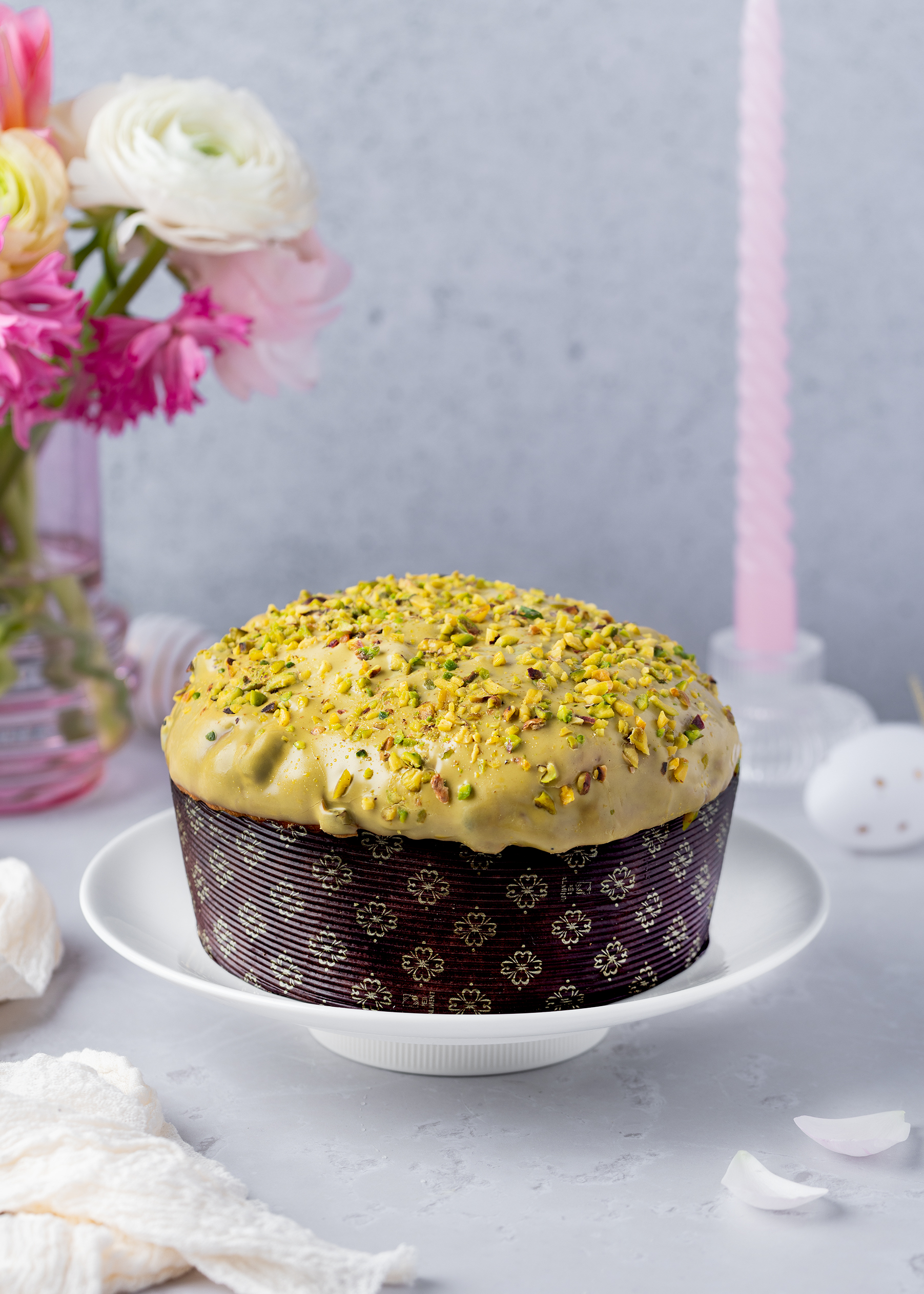 Pyragas „Panettone“ su pistacijų įdaru