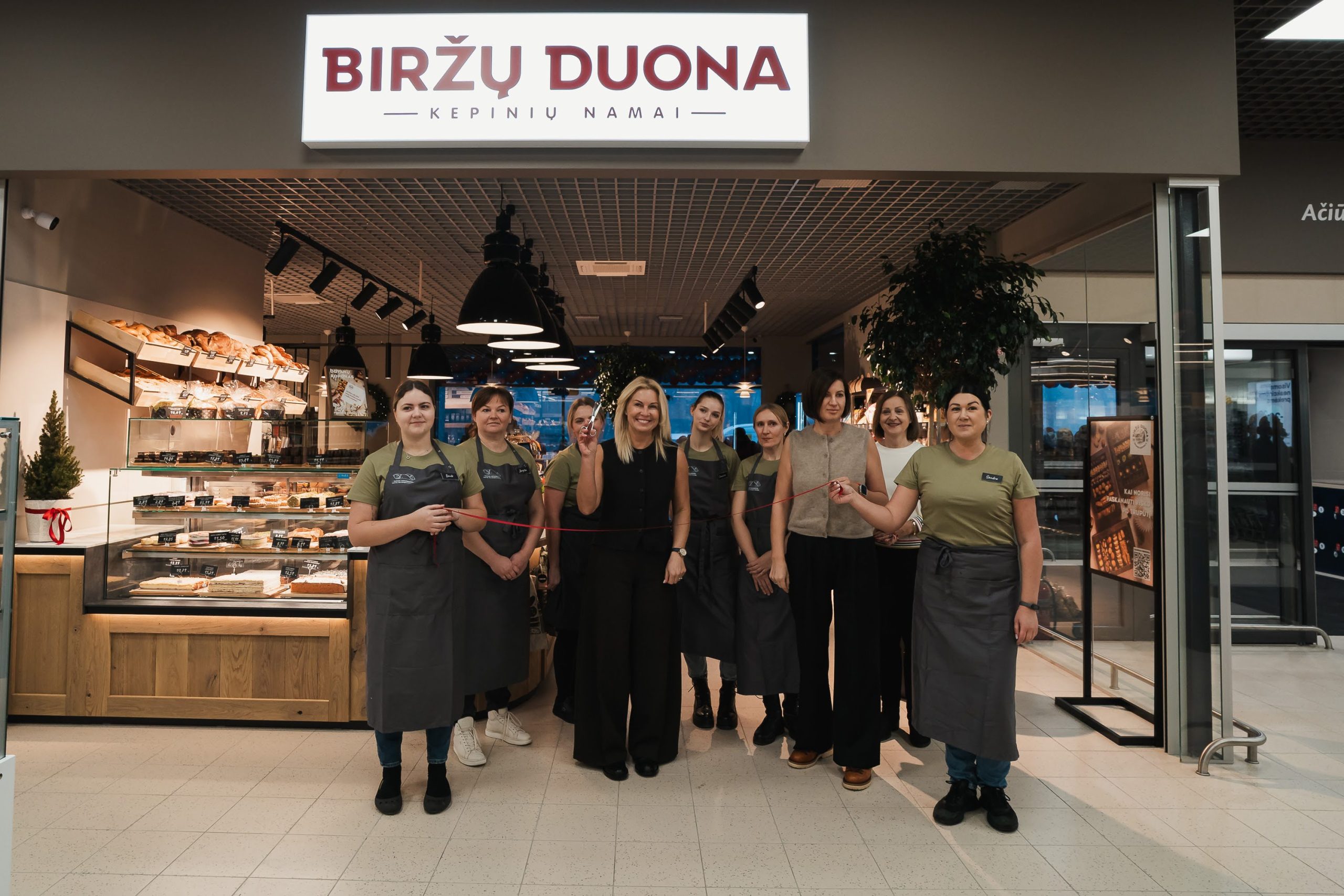 Pagaliau mojuojame iš Kupiškio naujos „Biržų duonos“ kepinių namų!