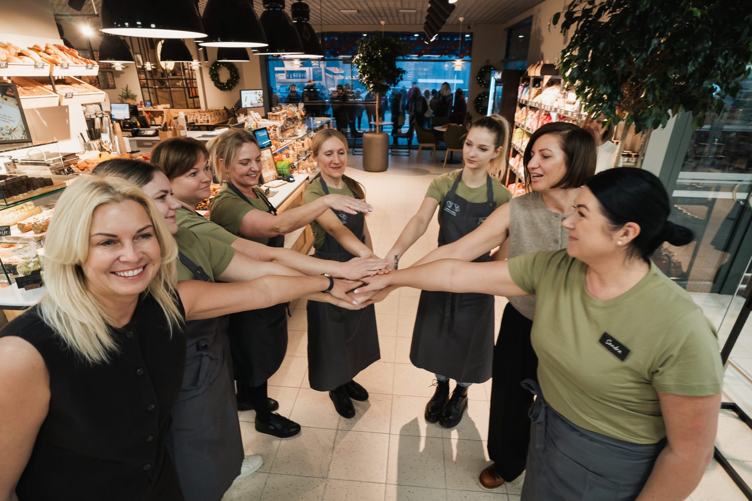 Pagaliau mojuojame iš Kupiškio naujos „Biržų duonos“ kepinių namų!