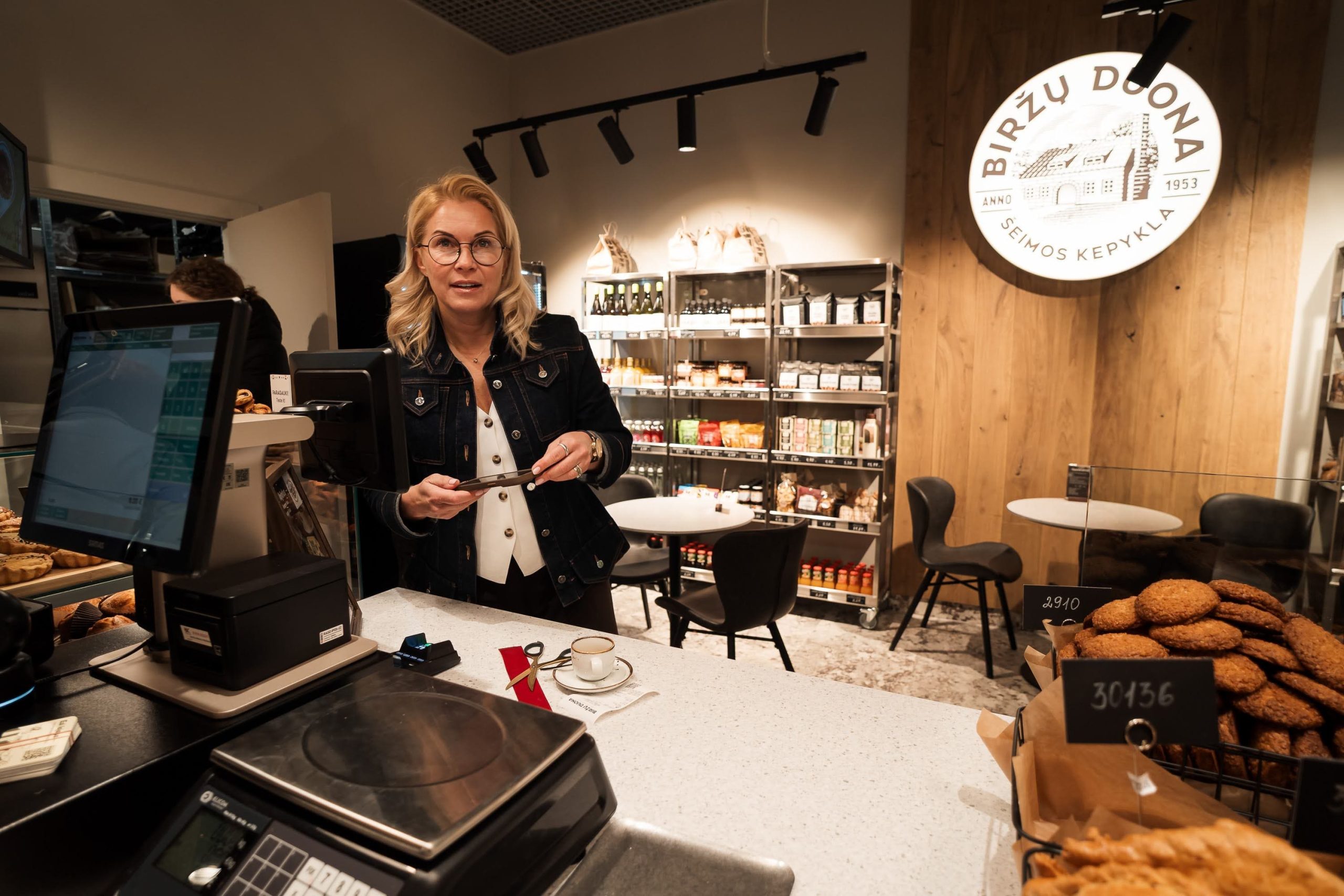 Valio! Panevėžiečiai jau gali džiaugtis antra „Biržų duonos“ firmine parduotuve