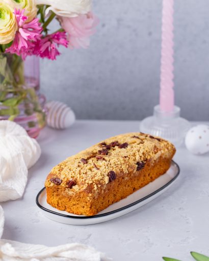 Velykinis morkų keksas