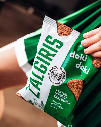 „Doki Doki Žalgiris“ keptos duonos traškučiai krapų ir grietinėlės skonio