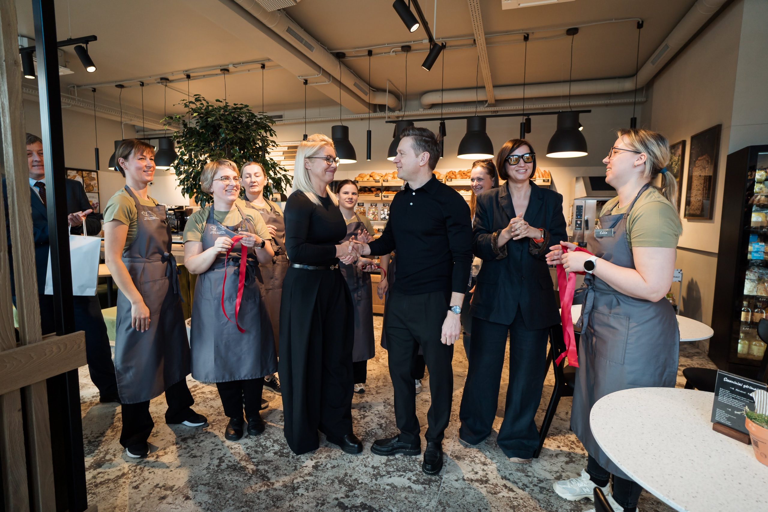 Po Anykščių kepinių namų atnaujinimo grįžome su šilta duona, naminiais ledais ir šypsenomis!