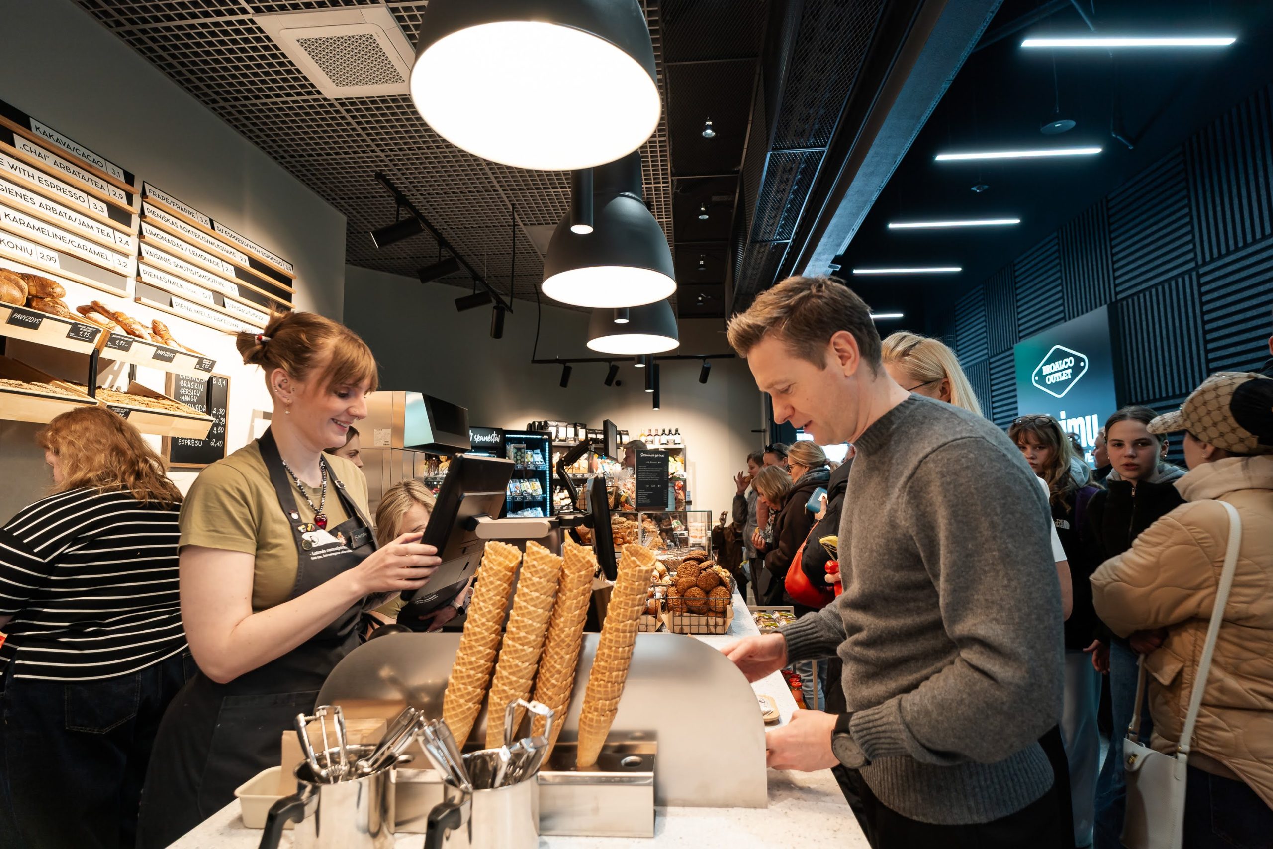Mojuojame iš naujos „Biržų duonos“ krautuvės Pašilaičiuose!